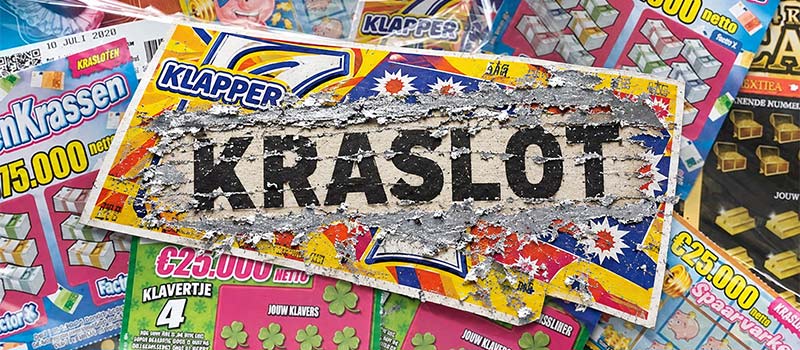 Papieren krasloten
